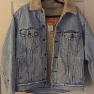 Medium Light Denim Levi Sherpa Jacket